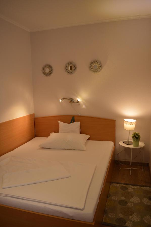 Alfred Panzio Bed and Breakfast Boedapest Buitenkant foto