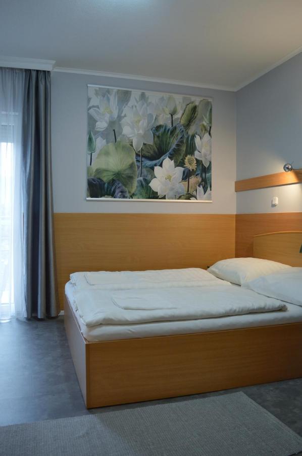 Alfred Panzio Bed and Breakfast Boedapest Buitenkant foto