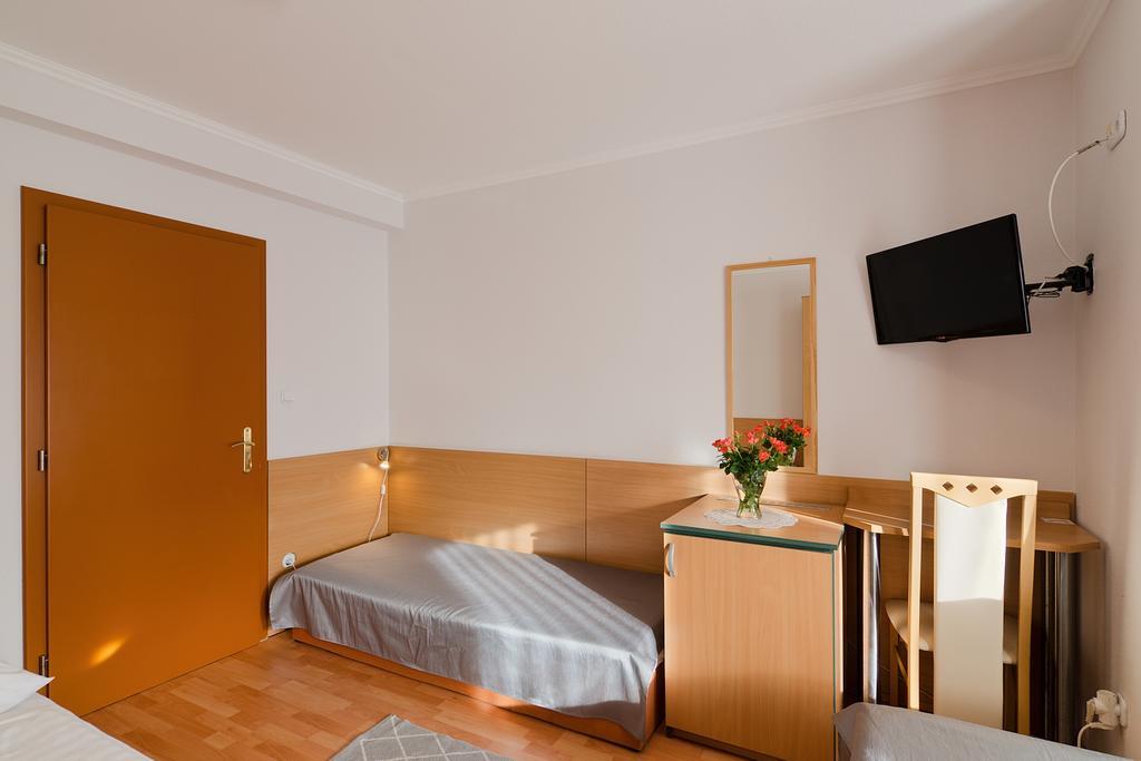 Alfred Panzio Bed and Breakfast Boedapest Buitenkant foto