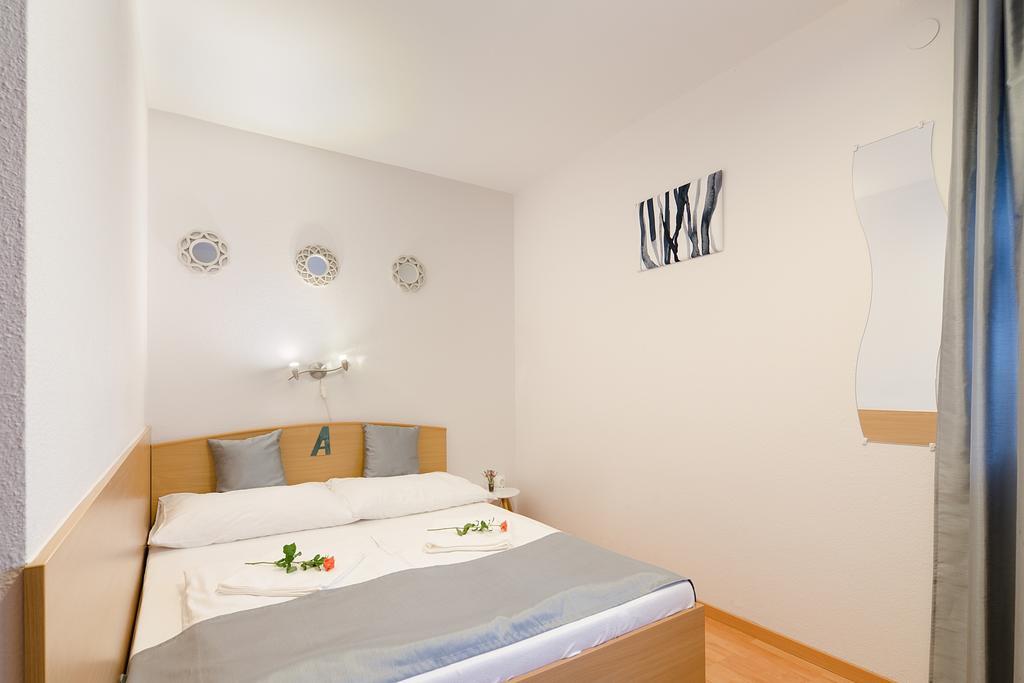Alfred Panzio Bed and Breakfast Boedapest Buitenkant foto