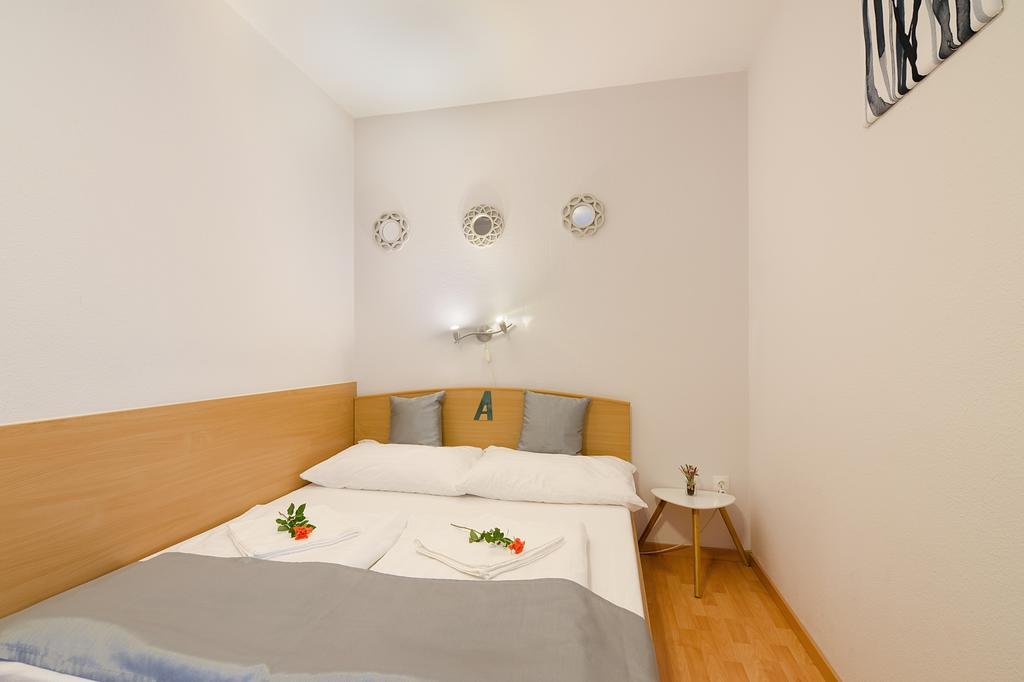 Alfred Panzio Bed and Breakfast Boedapest Buitenkant foto